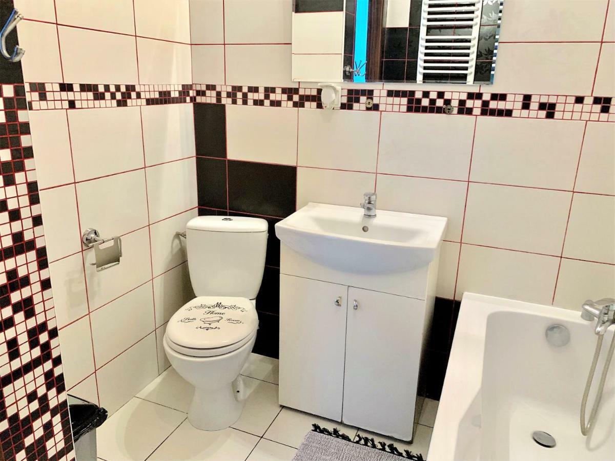 2-Room Apartment Nowy Dwor Mazowiecki Luaran gambar